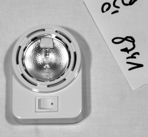 Halogenov stropn lampa